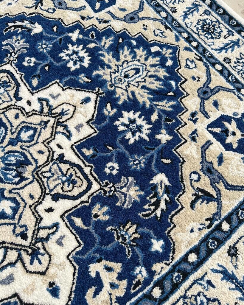 Fade Away Handmade Rug - Image 3